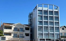 Les Vagues Hotel & Spa